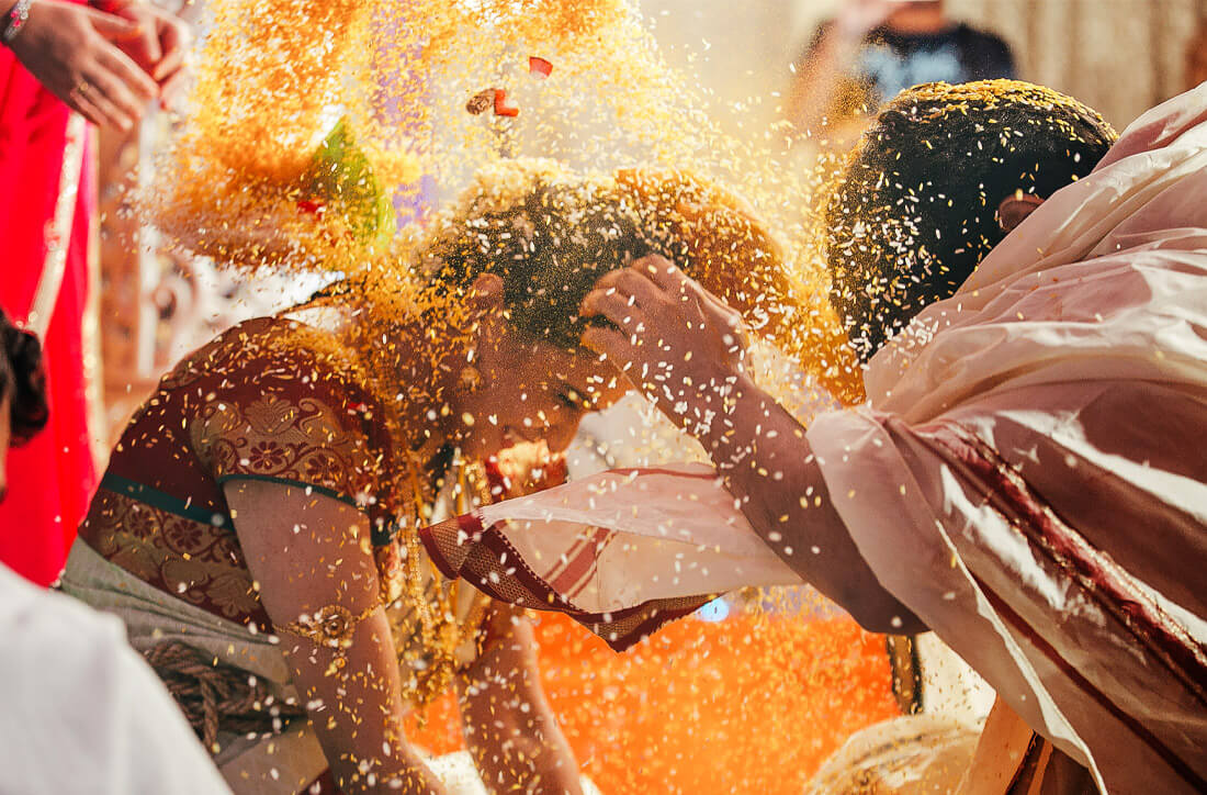 bride groom enjoy thalambralu